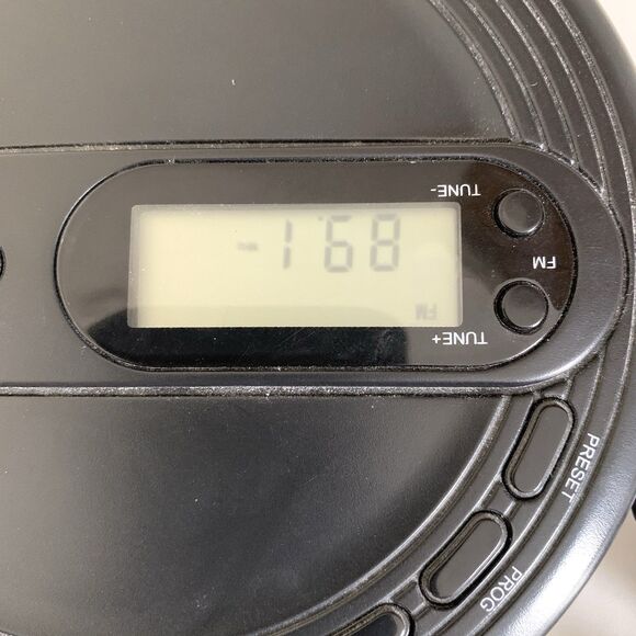 ONN PORTABLE CD PLAYER WITH FM RADIO MODEL#ONB15AV201 With Standard Headphones - Picture 2 of 7